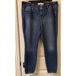 Torrid First At Fit Skinny Jeans Womens 18R Blue Denim Triple Button High Rise